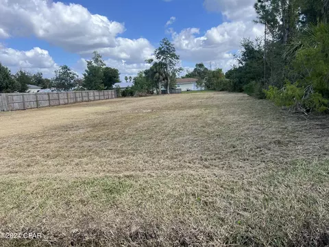 403 Montana Ave, Lynn Haven, FL 32444