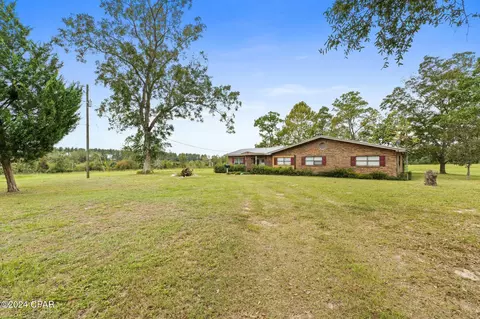 1000 Oswald Rd, Chipley, FL 32428 photo 2