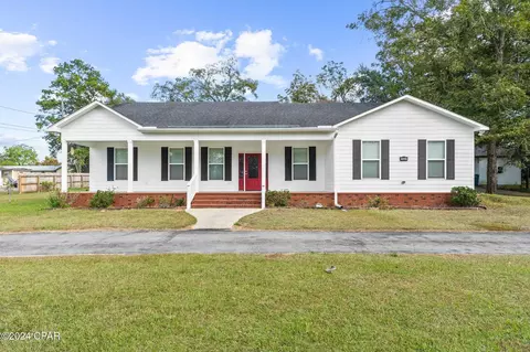 906 N Oklahoma St, Bonifay, FL 32425
