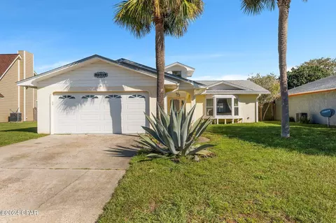 7535 Shadow Bay Dr, Panama City, FL 32404
