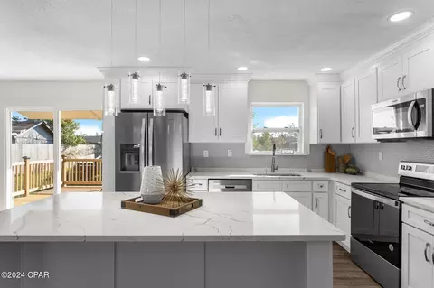 1413 Louisiana Ave, Lynn Haven, FL 32444