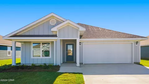 6496 Lazar Ln, Panama City, FL 32404