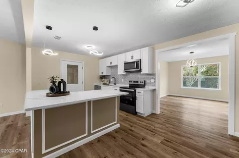 736 E Pine Forest Dr, Lynn Haven, FL 32444 photo 12
