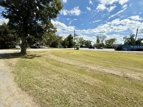 000 Watts Ave, Chipley, FL 32428 photo 5