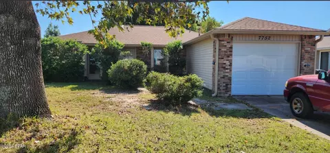 7752 Betty Louise Dr, Panama City, FL 32404