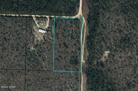 3705 Foxhunt Rd, Chipley, FL 32428