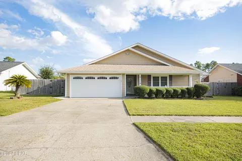 8112 Heritage Woods Ln, Panama City, FL 32404