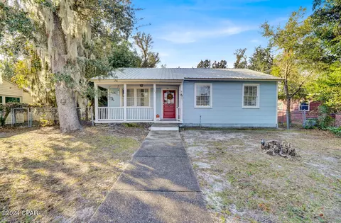 304 E 2nd Ct, Panama City, FL 32401