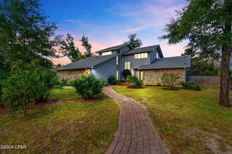 2137 E 9th St, Lynn Haven, FL 32444 photo 4