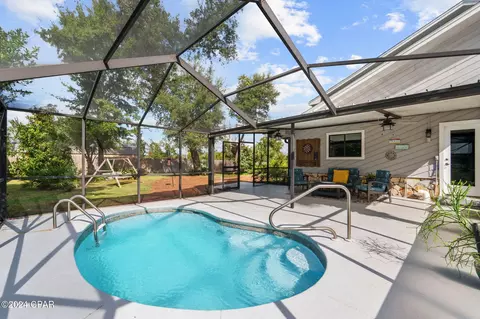 2137 E 9th St, Lynn Haven, FL 32444 photo 3