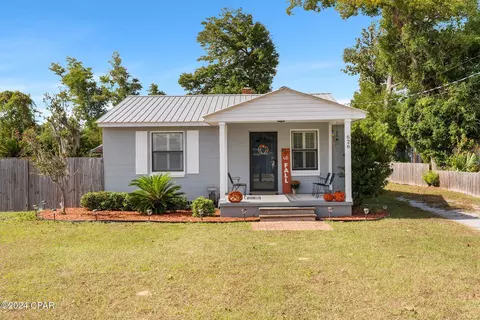 626 N 9th Plz Plz, Panama City, FL 32404
