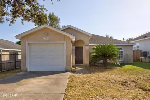 21327 Dolphin Ave, Panama City Beach, FL 32413