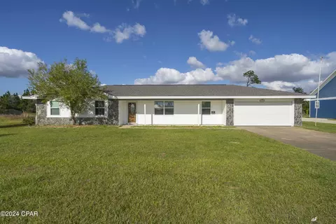 12027 Country Club Dr, Panama City, FL 32404