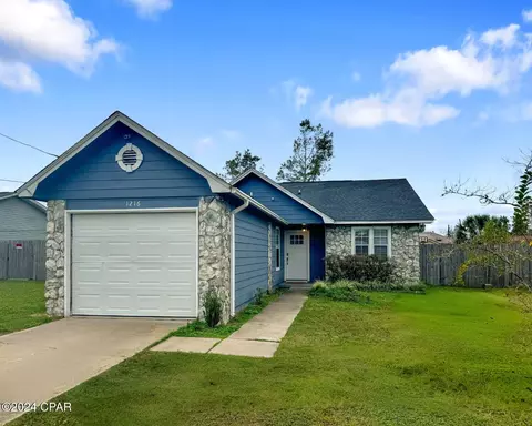 1216 Delaware Ave, Lynn Haven, FL 32444