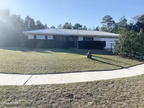 4092 Fairbanks Dr, Chipley, FL 32428