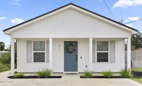211 Olive Ave, Panama City, FL 32401