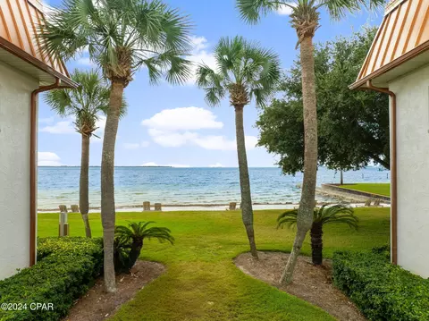 2100 W Beach Dr #YN104, Panama City, FL 32401