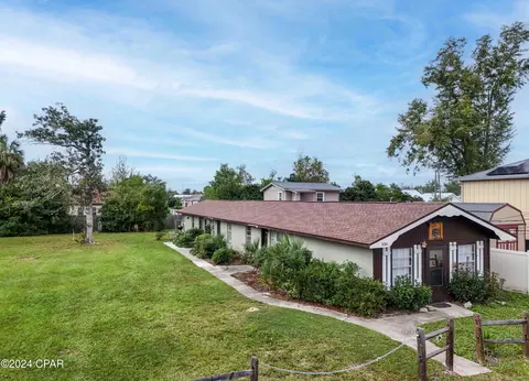 506 Illinois Ave, Lynn Haven, FL 32444