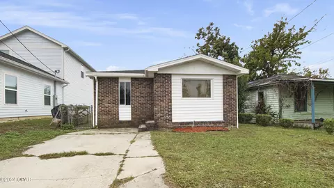 1622 E 9th Ct, Panama City, FL 32401