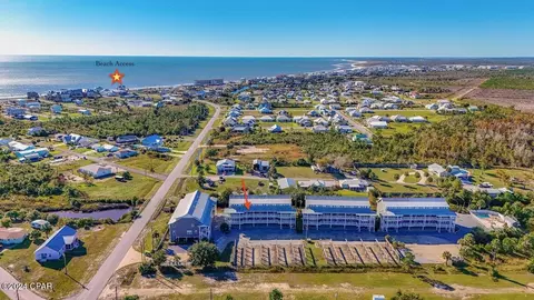 1120 15th St #2G, Mexico Beach, FL 32456