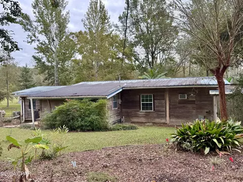 1751 Old Mill Rd, Chipley, FL 32428