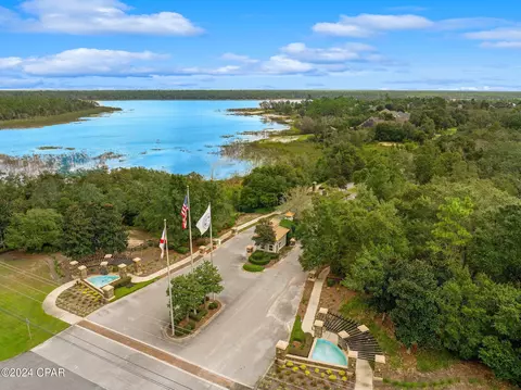 12841 Lake Merial Strand Dr, Southport, FL 32409