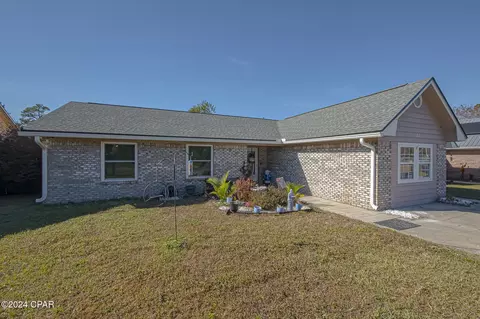 107 Michelle Ct, Panama City Beach, FL 32407