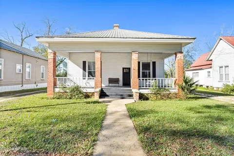 700 Main St, Chipley, FL 32428 photo 2