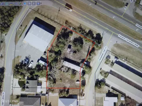 339 Christmas Tree Ln, Panama City Beach, FL 32413
