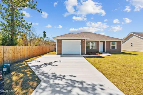 6724 E 6th St, Panama City, FL 32404