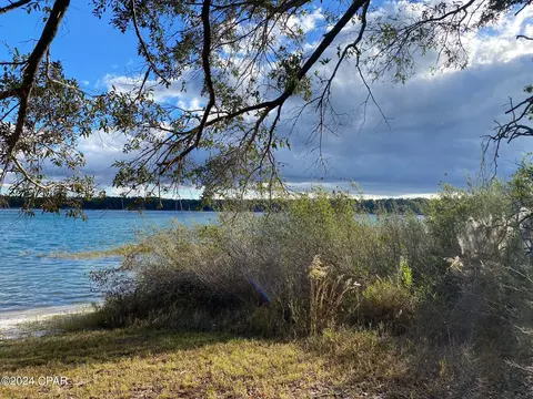 0000 Leisure Lakes Dr, Chipley, FL 32428
