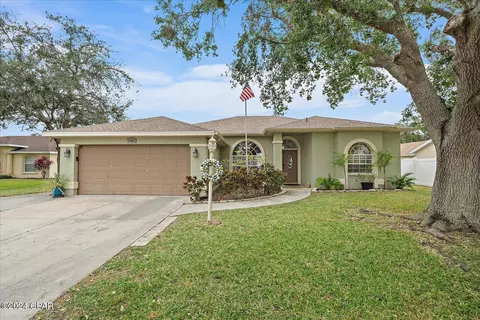 6202 60th St E, Palmetto, FL 34221