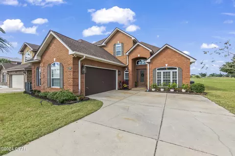 2909 Country Club Dr, Lynn Haven, FL 32444