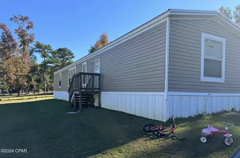 7951 Jersey Ln, Sneads, FL 32460 photo 4