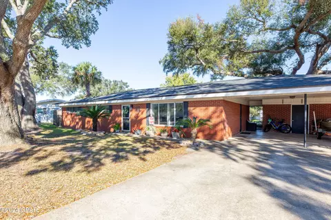 303 Bay Shore Dr, Panama City Beach, FL 32407