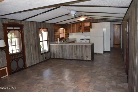 3388 Waxmanski Rd, Chipley, FL 32428 photo 4