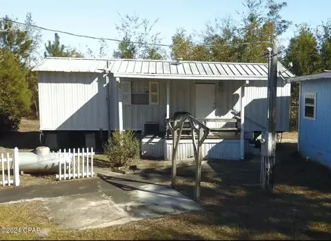 714 Ourtown Rd, Wewahitchka, FL 32465