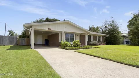 2518 Stanford Rd, Panama City, FL 32405