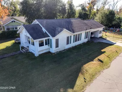 16968 S Main St, Blountstown, FL 32424