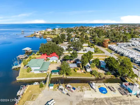 2305 Mound Ave, Panama City, FL 32405