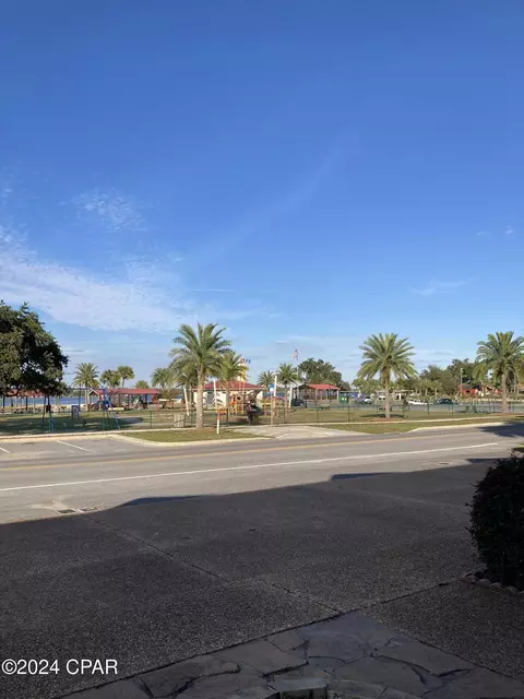 207 E 3rd St, Lynn Haven, FL 32444 photo 30