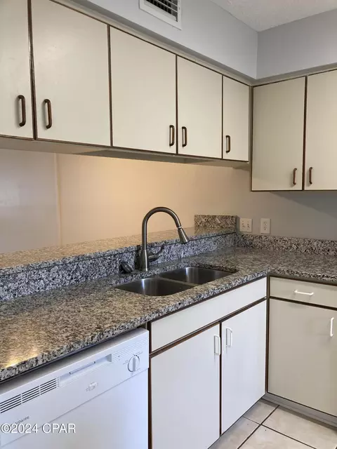 207 E 3rd St, Lynn Haven, FL 32444 photo 6