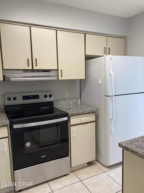207 E 3rd St, Lynn Haven, FL 32444 photo 7