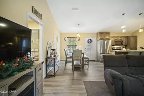 6830 Cox Rd, Bascom, FL 32423 photo 18