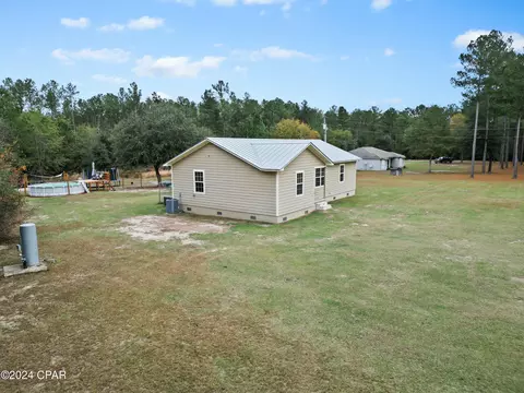 6830 Cox Rd, Bascom, FL 32423 photo 5
