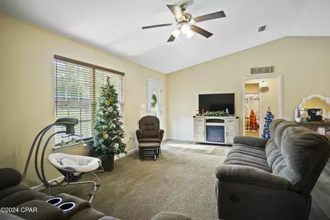 6830 Cox Rd, Bascom, FL 32423 photo 10