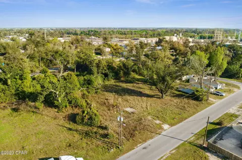 000 Springfield Ave, Panama City, FL 32401