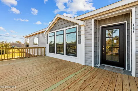 8028 Bayou George Dr, Panama City, FL 32404