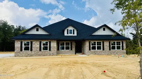 4525 Lovegrass Ln, Panama City, FL 32409
