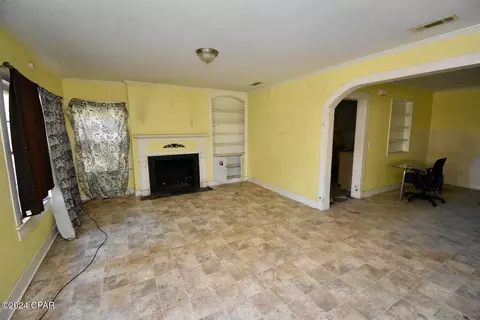 657 Main St, Chipley, FL 32428 photo 11
